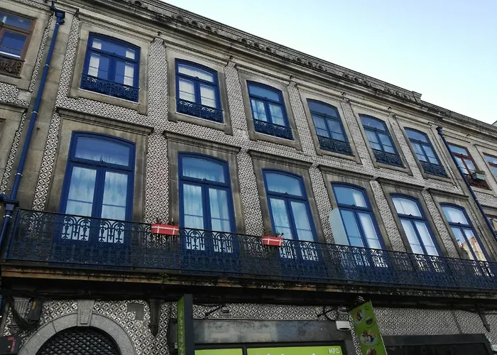 Cool Guesthouse